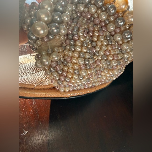 CHANEL Pearl and Beige Slip-On Kitten Heel Sandals EUC - Picture 13 of 14